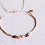Miyuki bracelet with 5 mini daisy flowers - mix nude - Selva & Co