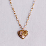RVS D-ketting met gedecoreerd hart - goud - Selva & Co