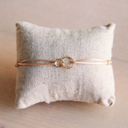 Infinity satin bracelet - champagne - Selva & Co