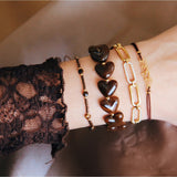 Armband met kralen van hartvormige hars XL - bruin - Selva & Co