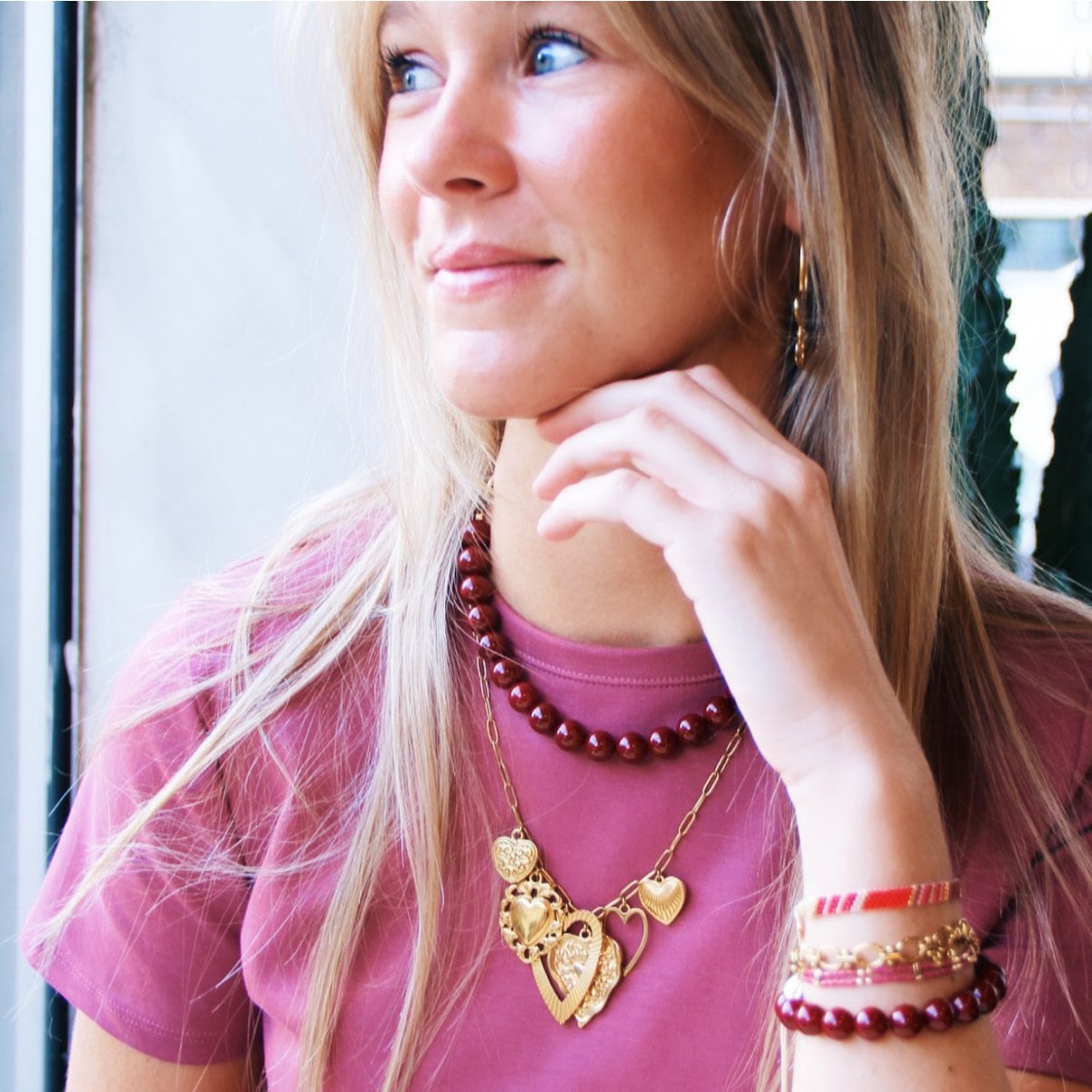 Double miyuki bracelet with 3 mini hearts - magenta - Selva & Co