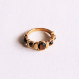 Smooth ring met 5 parels - bruin - Selva & Co