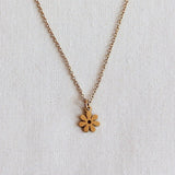 RVS fijne ketting met mini bloem - goud - Selva & Co