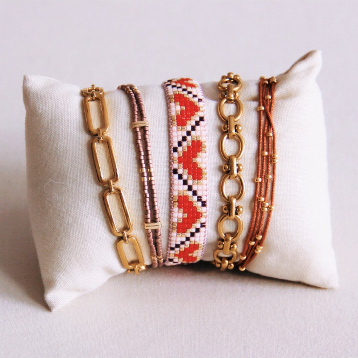 Quadruple satin bracelet with beads - cognac - Selva & Co