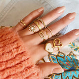 R608: Stainless steel minimalist ring with cubes - gold - Selva & Co