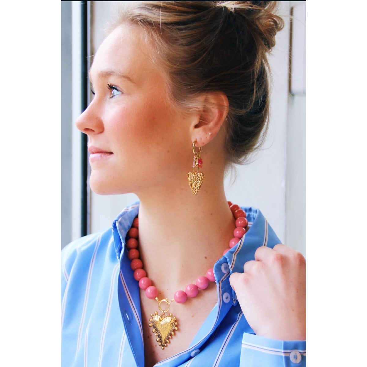 Oorringen met ketting, hart en cluster - roze/oranje - Selva & Co