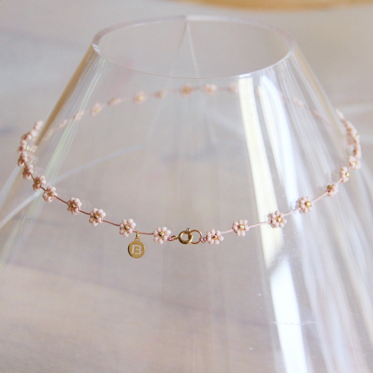 Daisy flower  necklace - nude/gold - FI100 - Selva & Co