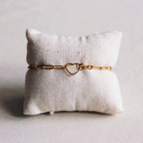 D-Chain bracelet with open heart lock – gold - Selva & Co