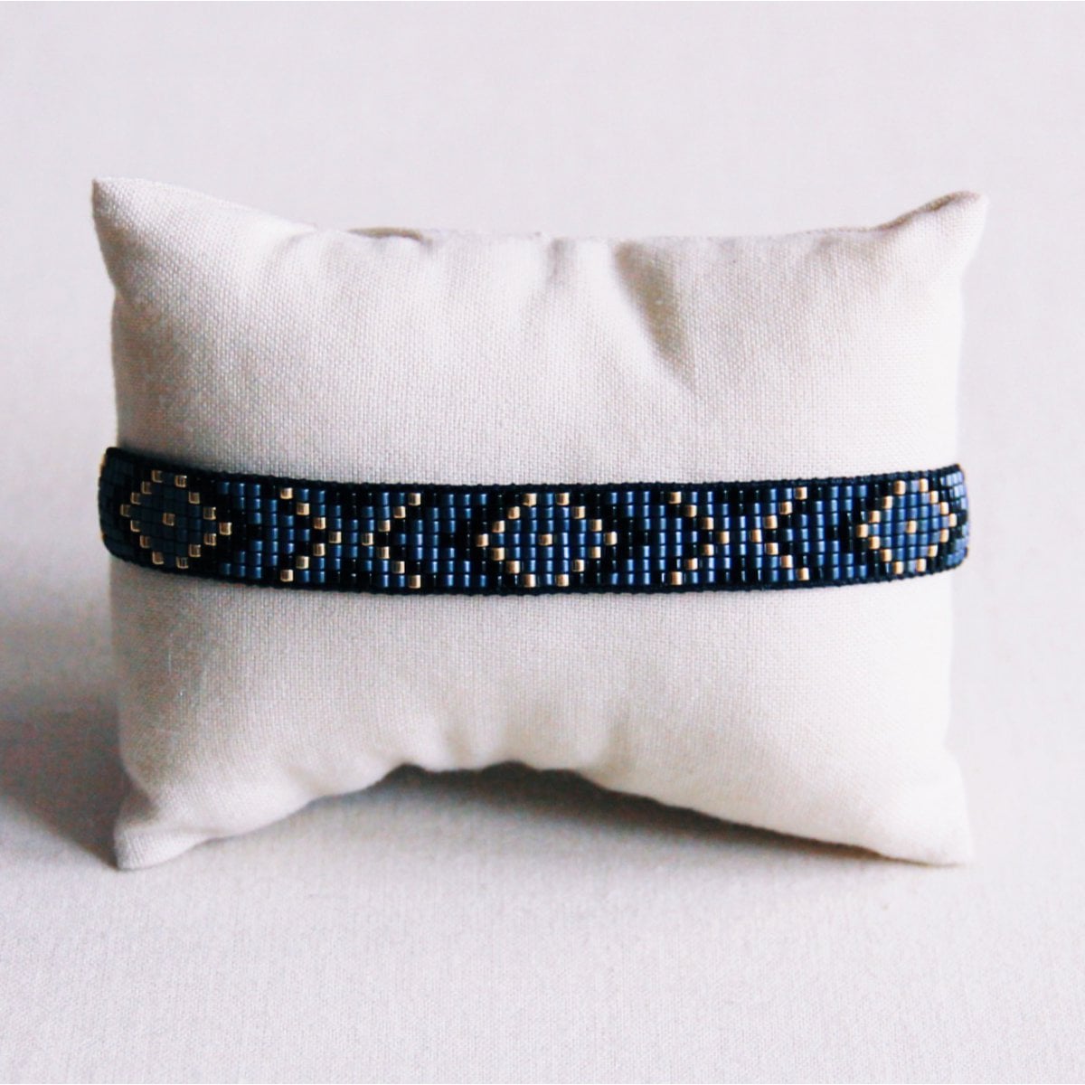 Gevlochten Armband zigzag - zwart/antraciet/goud - Selva & Co