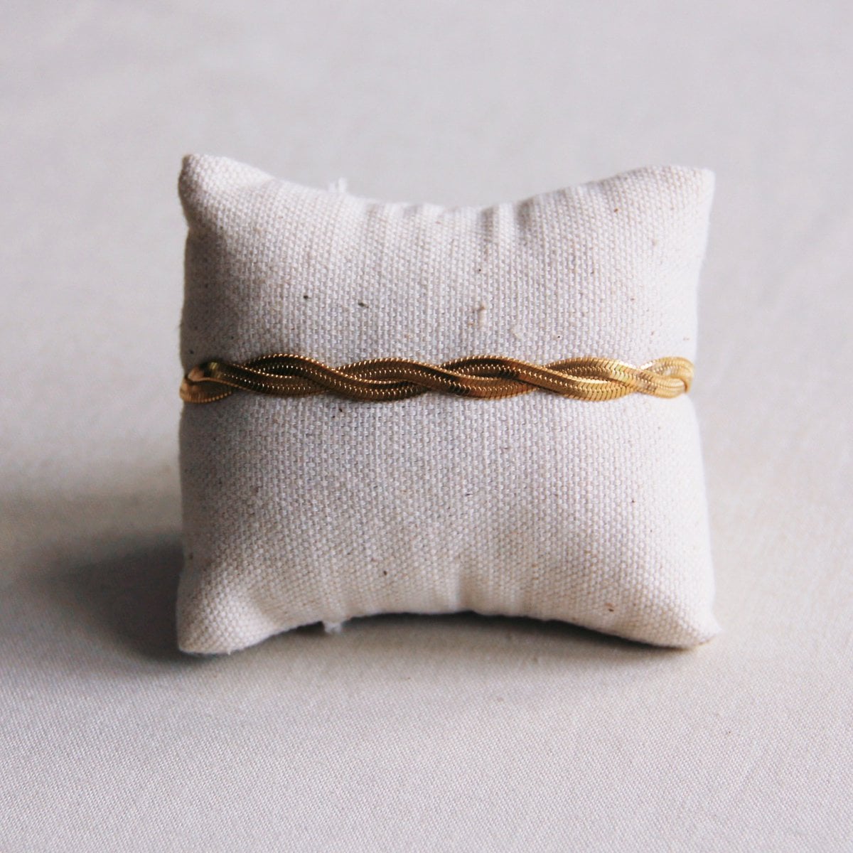 SA860 - Stainless steel braided snake bracelet - gold - Selva & Co