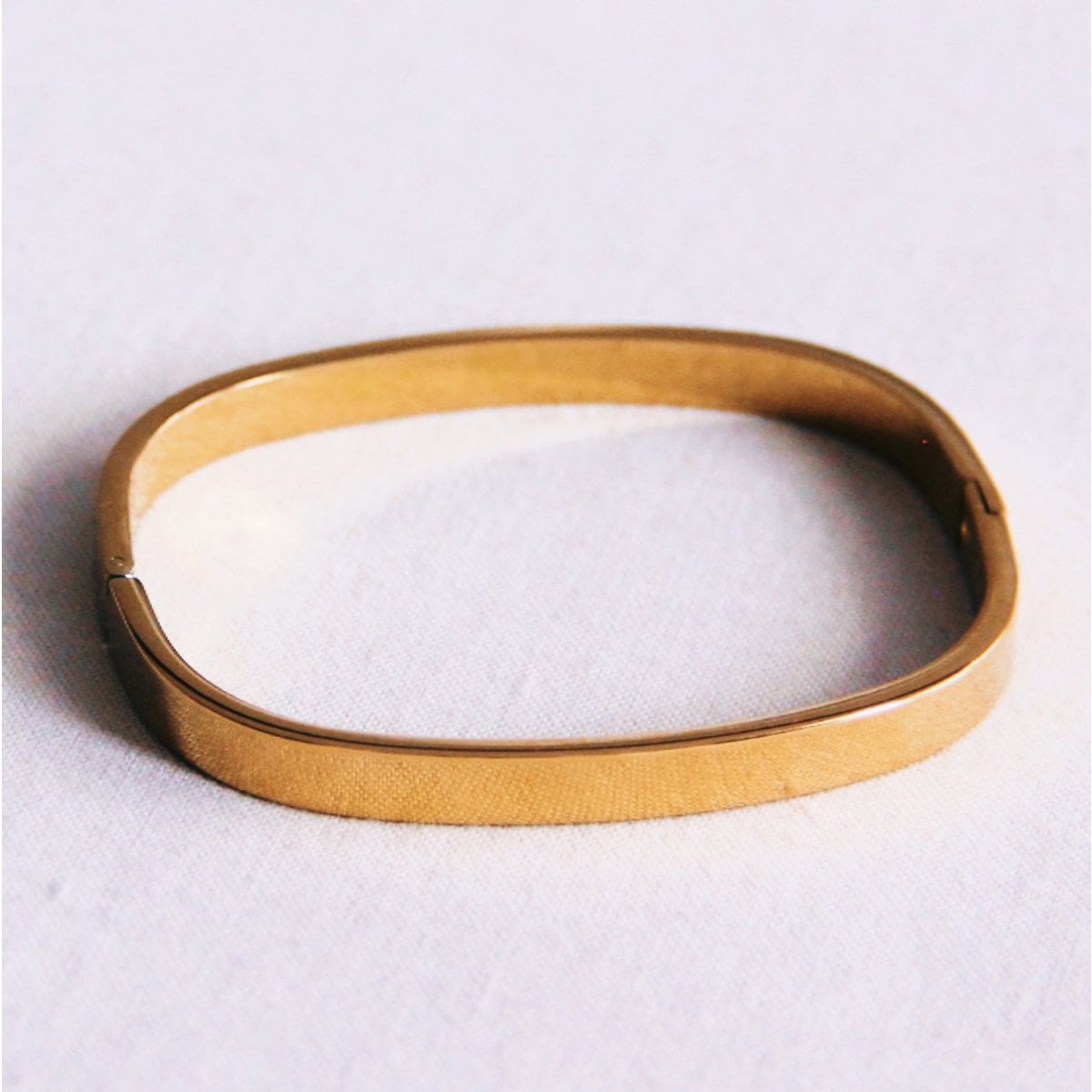 Rectangular small bangle - Selva & Co