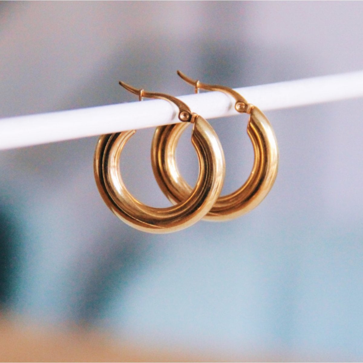 RVS creolen 'vet' 25mm - goud - Selva & Co