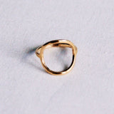 Stalen ring met open ronde vorm - goud - Selva & Co