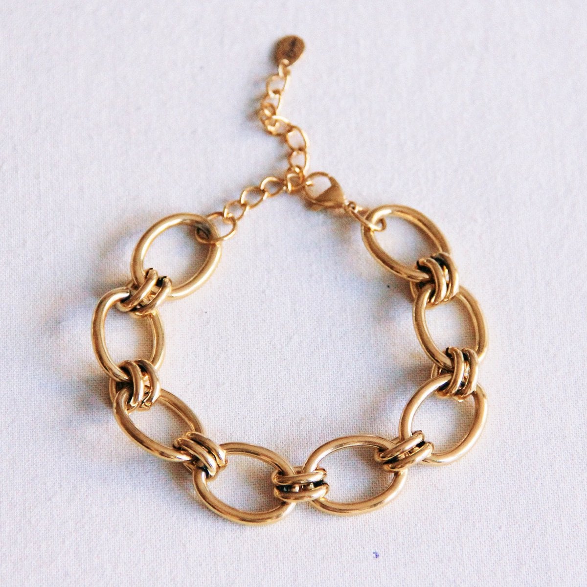 Linked oval bracelet - Selva & Co