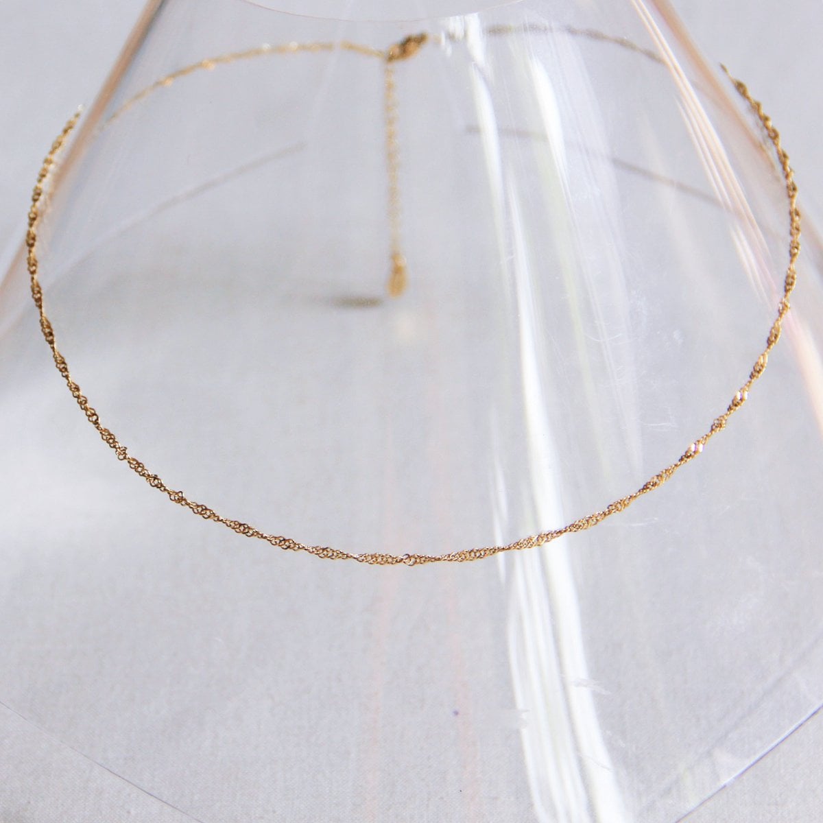 Stainless steel small twisted necklace – gold - Selva & Co
