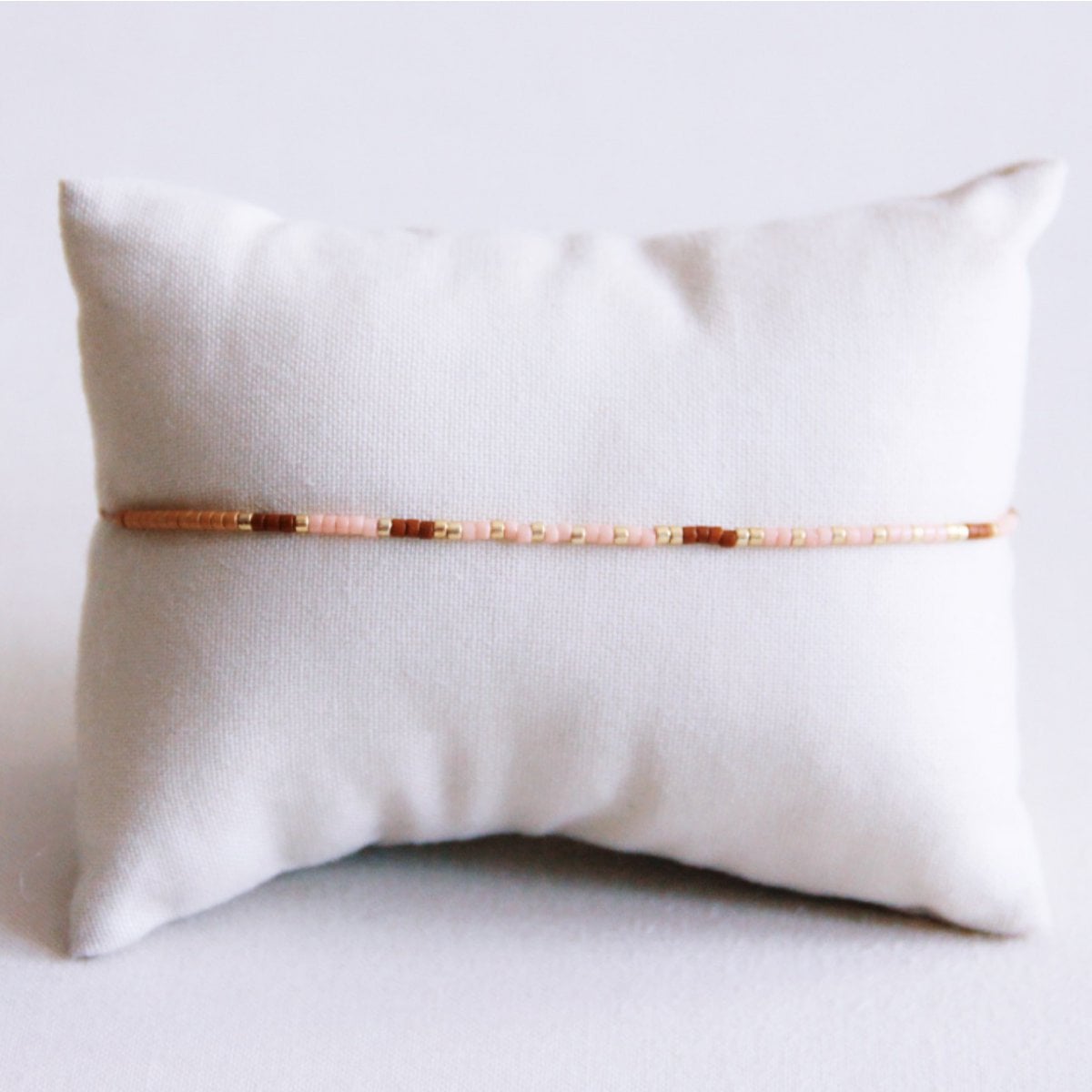 Miyuki bracelet - nude/brown/cognac - Selva & Co