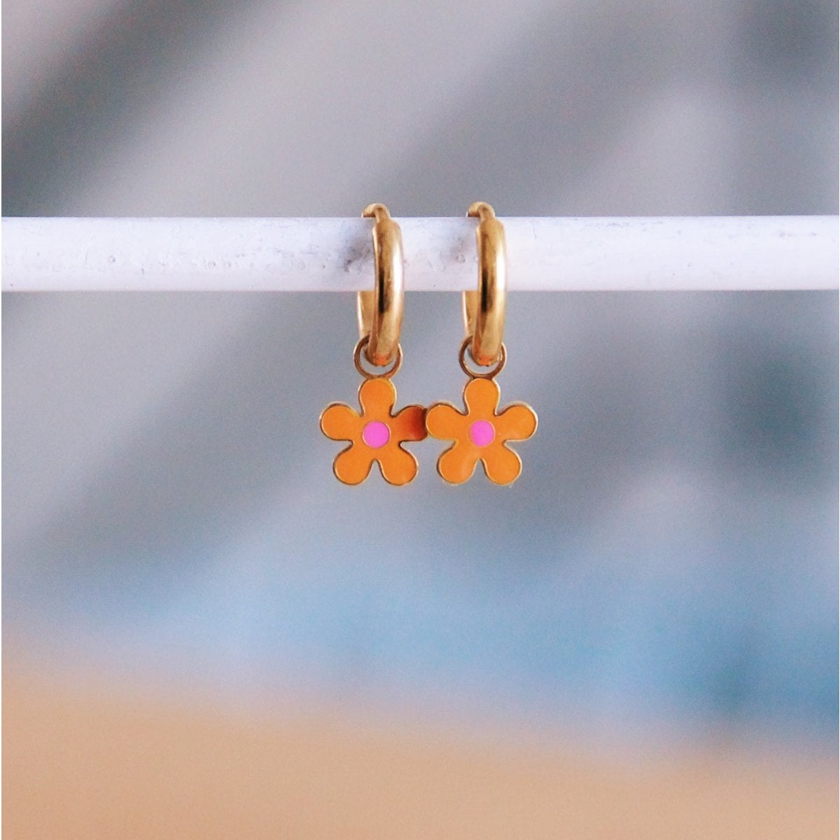 Oorbellen van roestvrij staal met bloem - oranje/roze - Selva & Co