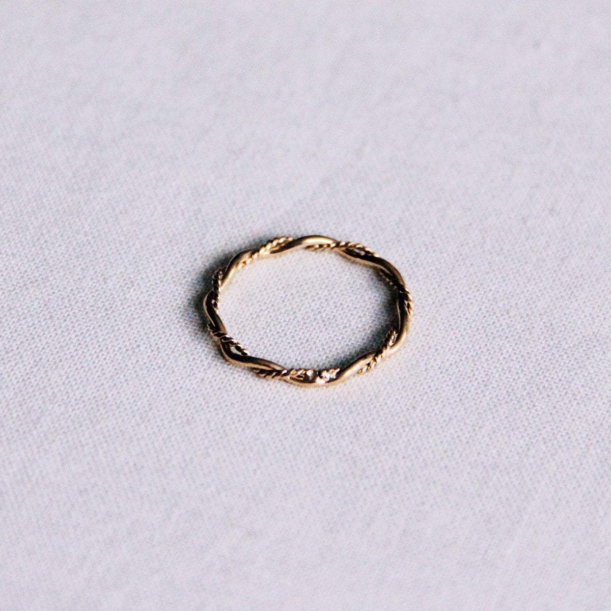 Stainless steel minimalist braided ring - gold - Selva & Co