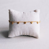 SA853: Charm bracelet with mini hearts – gold - Selva & Co