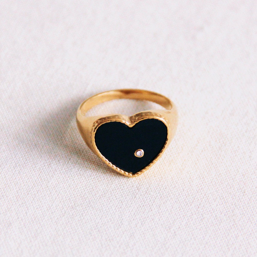 Stalen ring met hart - zwart - Selva & Co