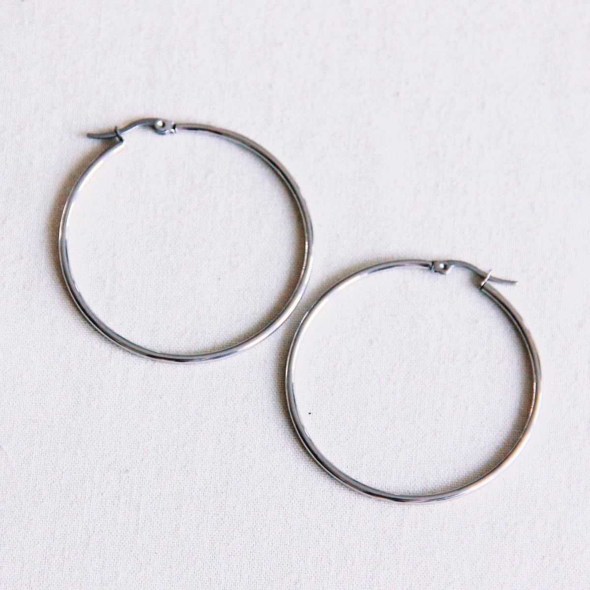 Stainless steel hoop 50mm 'basic' - silver - Selva & Co